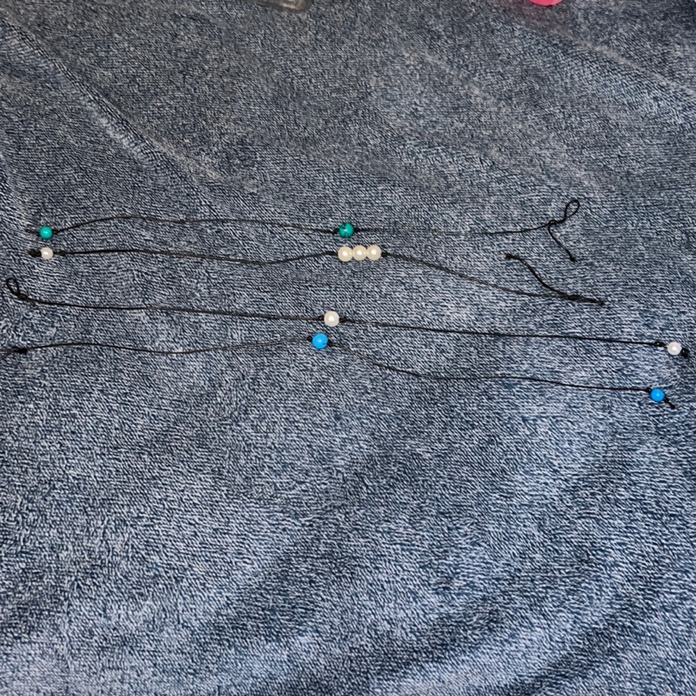 Pearl chokers